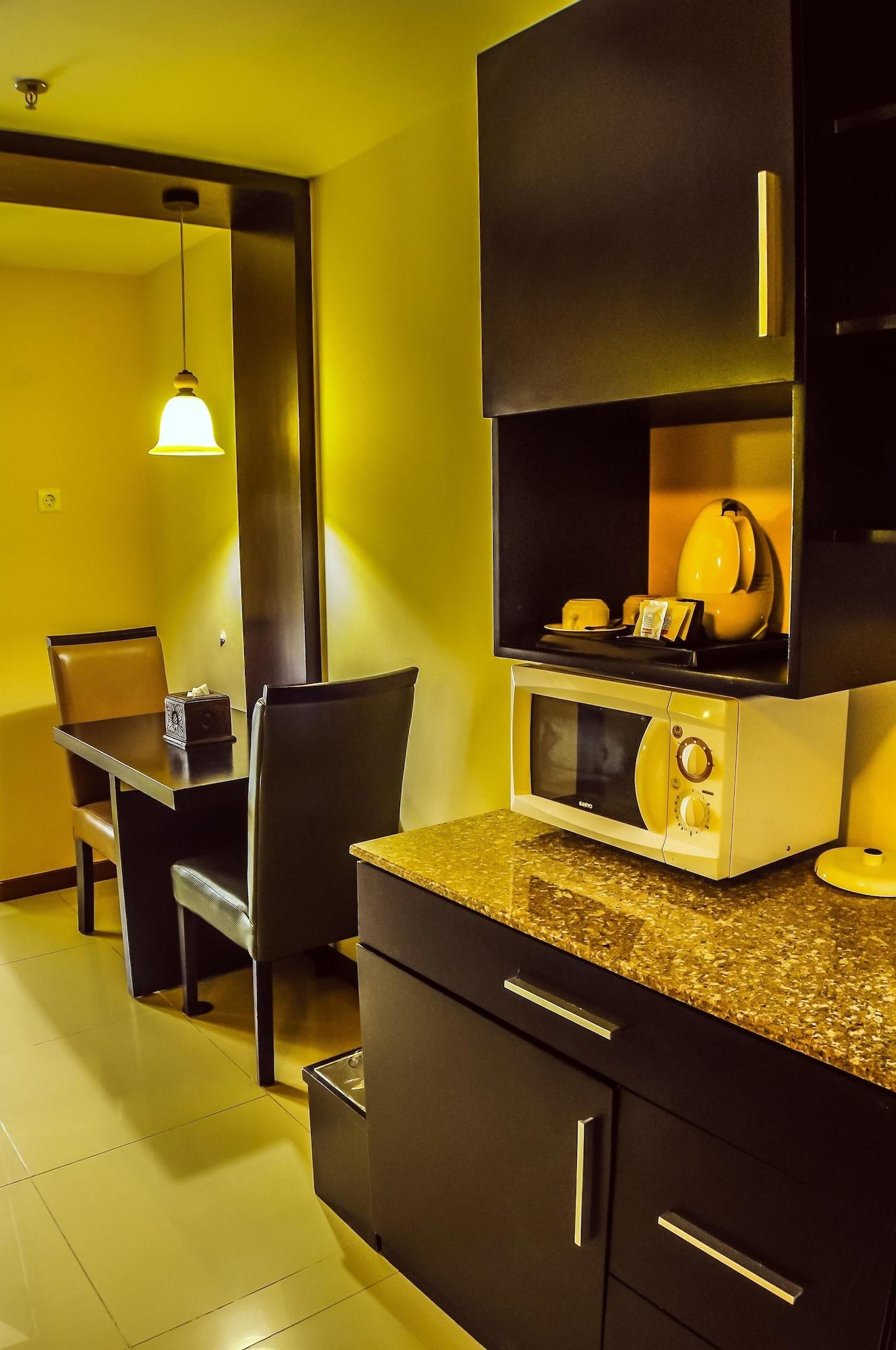 Marbella Suites Bandung Cimenyan Buitenkant foto