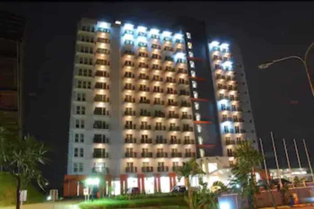 Marbella Suites Bandung Cimenyan Buitenkant foto