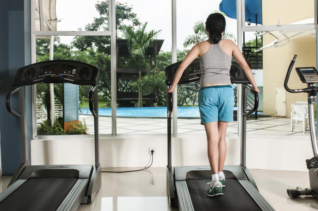 Marbella Suites Bandung Cimenyan Buitenkant foto